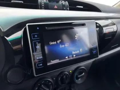 Photo 11 Toyota Hilux  2.4 D-4D 150ch X-Tra Cabine Légende 4WD