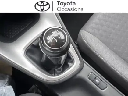 Photo 8 Toyota Yaris  120 VVT-i Dynamic 5p MY21