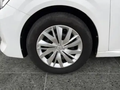 Photo 43 Peugeot 208  1.2 PureTech 75ch S&S Like