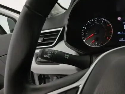 Photo 12 Renault Clio  1.0 TCe 100ch Evolution GPL