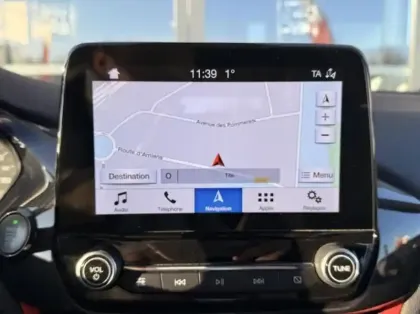 Photo 10 Ford Fiesta  1.0 EcoBoost 140ch Stop&Start ST-Line 5p Euro6.2