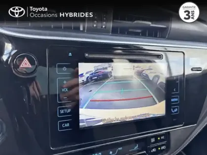 Photo 11 Toyota Auris  Touring Sports HSD 136h Collection