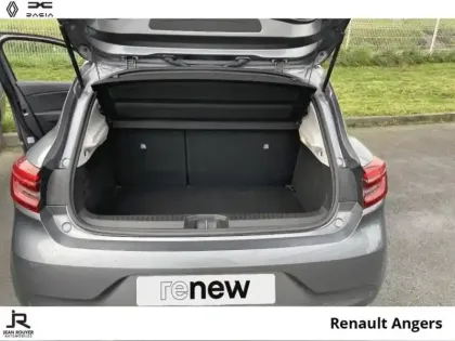 Photo 6 Renault Clio Gén. V (BJA) Ph1 NG Evolution 5