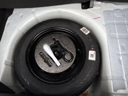 Photo 9 Ford Fiesta  1.1 70ch Trend 5p Euro6.2