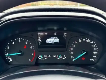 Photo 10 Ford Fiesta  1.1 70ch Trend 5p Euro6.2