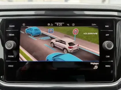 Photo 14 Volkswagen T-roc  1.5 TSI EVO 150ch Carat DSG7 S&S