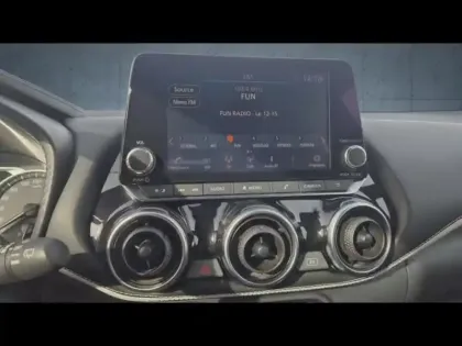 Photo 13 Nissan Juke  1.6 Hybrid 143ch Première Edition 2023