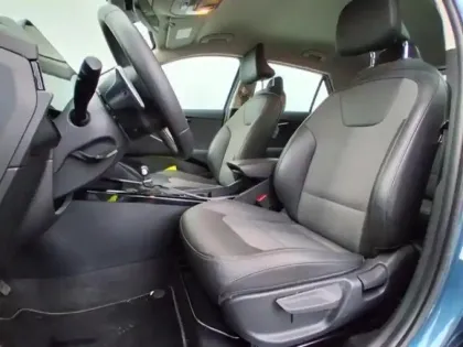 Photo 8 Kia Niro  1.6 GDi 183ch PHEV Active DCT6