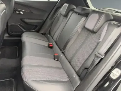 Photo 12 Peugeot 2008  1.2 PureTech 130ch S&S GT EAT8