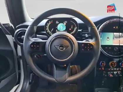 Photo 11 Mini Mini  Cooper 136ch  Edition Camden BVA7