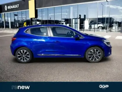 Photo 6 Renault Clio  1.6 E-Tech hybride 140ch Intens -21N