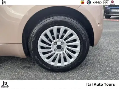 Photo 10 Fiat 500  3+1 e/Electrique 95ch Pack Confort MY23/CAMERA + RADAR 360°