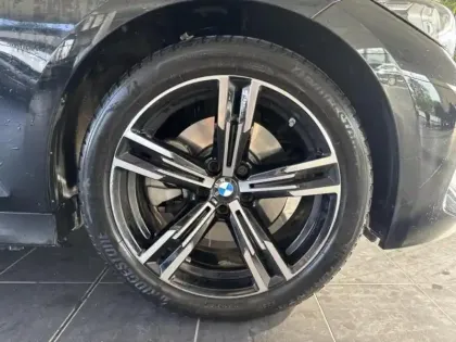 Photo 7 BMW Serie 3 Série 3 Touring 330eA 292ch M Sport