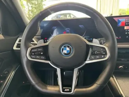 Photo 5 BMW Serie 3 Série 3 Touring 330eA 292ch M Sport