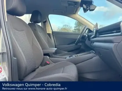 Photo 8 Volkswagen T-roc  1.5 eTSI 116ch DSG7