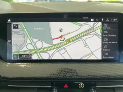 Photo 10 BMW Serie 1 Gén. III (F40) Ph2 Edition Sport 5