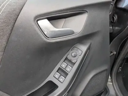 Photo 7 Ford Puma  1.0 Flexifuel 125ch S&S mHEV Titanium