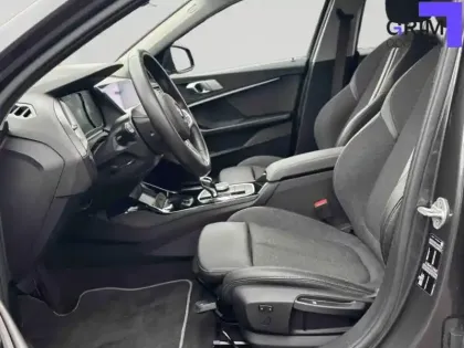 Photo 5 BMW Serie 1 Série 1 118dA 150ch Edition Sport 8cv