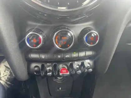 Photo 13 Mini Mini  5 Portes Cooper 136ch  Essential BVA7