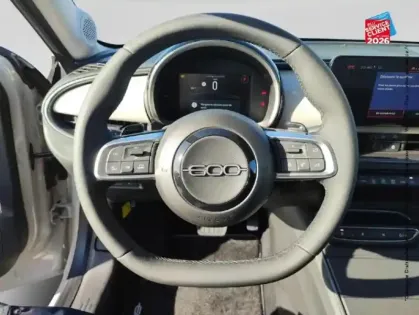 Photo 11 Fiat 600  1.2 Hybrid Turbo 110ch Icône eDCT6 Step 2