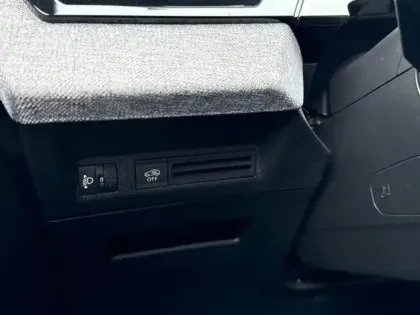 Photo 13 Peugeot 5008  Hybrid 145ch Allure e-DCS6