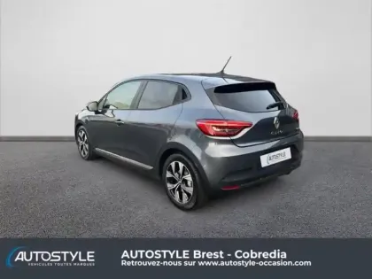 Photo 16 Renault Clio  1.6 E-Tech hybride 145ch Evolution