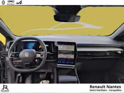 Photo 9 Renault Austral  1.2 E-Tech full hybrid 200ch Techno - 24