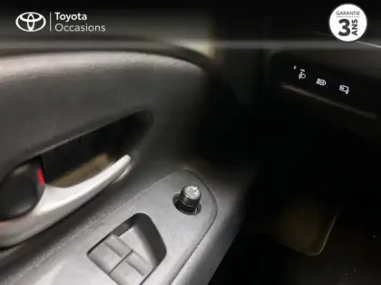 Photo 13 Toyota Aygo  X 116h Graphic