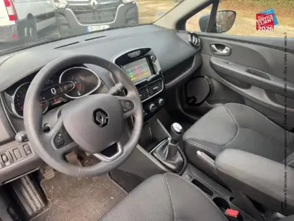 Photo 14 Renault Clio  0.9 TCe 75ch Génération - 19 5p