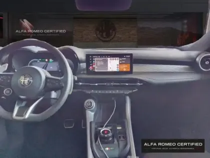 Photo 8 Alfa Romeo Tonale  1.5 Ibrida 175ch Veloce TCT