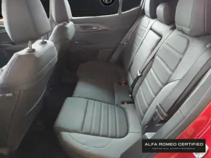 Photo 9 Alfa Romeo Tonale  1.5 Ibrida 175ch Veloce TCT