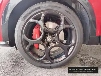 Photo 6 Alfa Romeo Tonale  1.5 Ibrida 175ch Veloce TCT