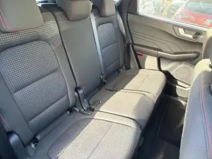 Photo 11 Ford Kuga  2.5 Duratec 190ch FHEV E85 ST-Line BVA