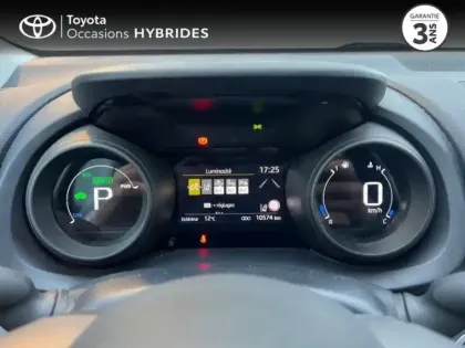 Photo 8 Toyota Yaris  116h Design 5p MY22