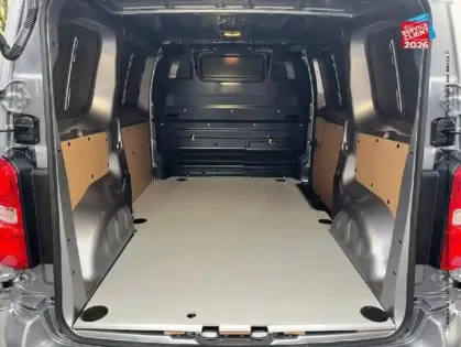 Photo 28 Peugeot Expert  Fg M 2.2 Diesel 180ch Tech Edition automatique