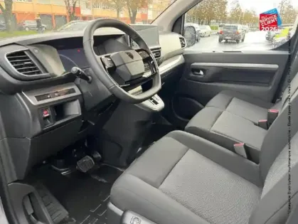 Photo 29 Peugeot Expert  Fg M 2.2 Diesel 180ch Tech Edition automatique