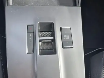 Photo 12 Opel Mokka  1.2 Turbo Hybrid 145ch Ultimate e-DCT6