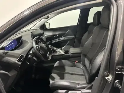 Photo 8 Peugeot 3008  1.2 PureTech 130ch S&S Allure