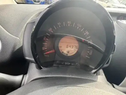 Photo 15 Citroën C1  PureTech 82 Feel 5p