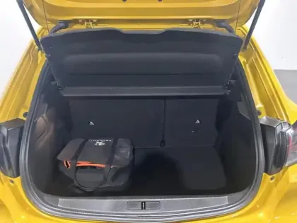 Photo 5 Peugeot 208  e- 136ch Allure Pack