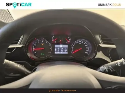 Photo 8 Opel Corsa  1.2 Turbo 100ch Edition