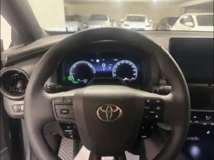 Photo 12 Toyota C-HR  2.0 Hybride Rechargeable 225ch Graphic MY26