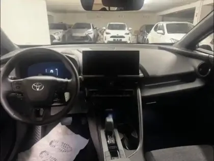 Photo 7 Toyota C-HR  2.0 Hybride Rechargeable 225ch Graphic MY26