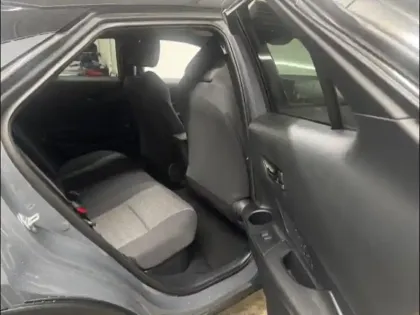 Photo 10 Toyota C-HR  2.0 Hybride Rechargeable 225ch Graphic MY26