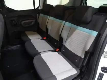 Photo 7 Citroën Berlingo  XL BlueHDi 130ch S&S Feel Pack 7 places