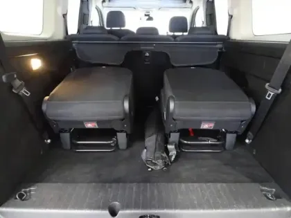 Photo 8 Citroën Berlingo  XL BlueHDi 130ch S&S Feel Pack 7 places