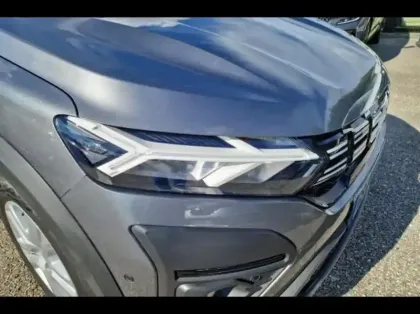 Photo 14 Dacia Jogger  1.6 hybrid 140ch Expression 7 places