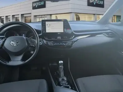 Photo 7 Toyota C-HR  2.0 Hybride 184ch Collection E-CVT