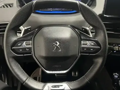 Photo 14 Peugeot 3008  1.2 PureTech 130ch S&S GT EAT8