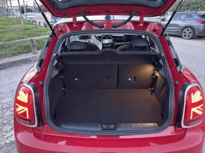 Photo 5 Mini Mini  5 Portes Cooper 136ch  Essential BVA7